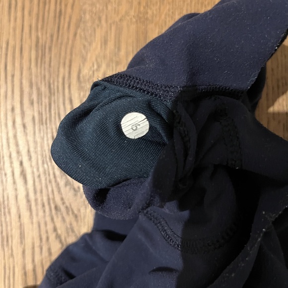 LULULEMON align pants / tights - Navy - size 6 - Picture 4 of 6